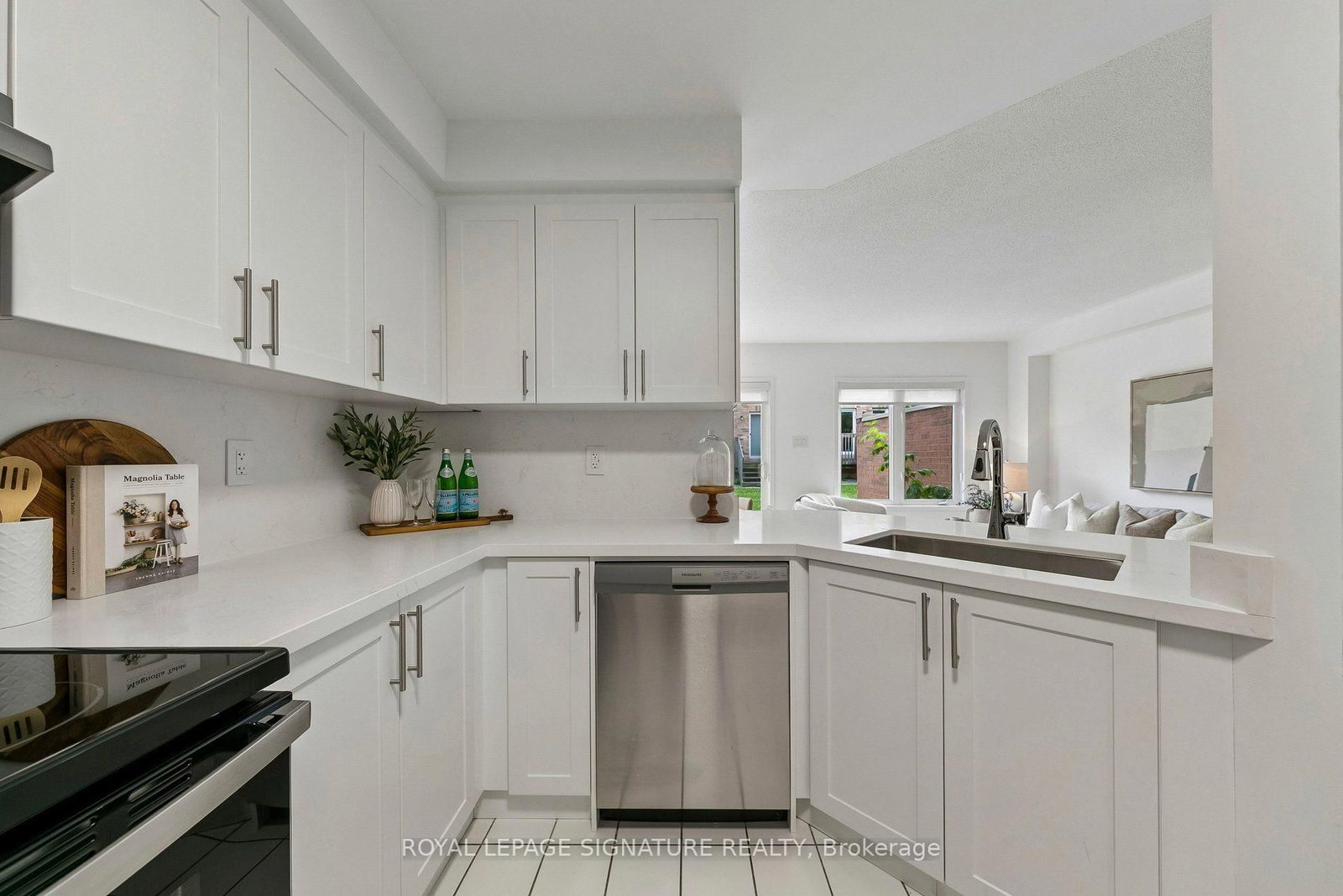 5255 Palmetto Place • #71 • Mississauga, ON photo 3