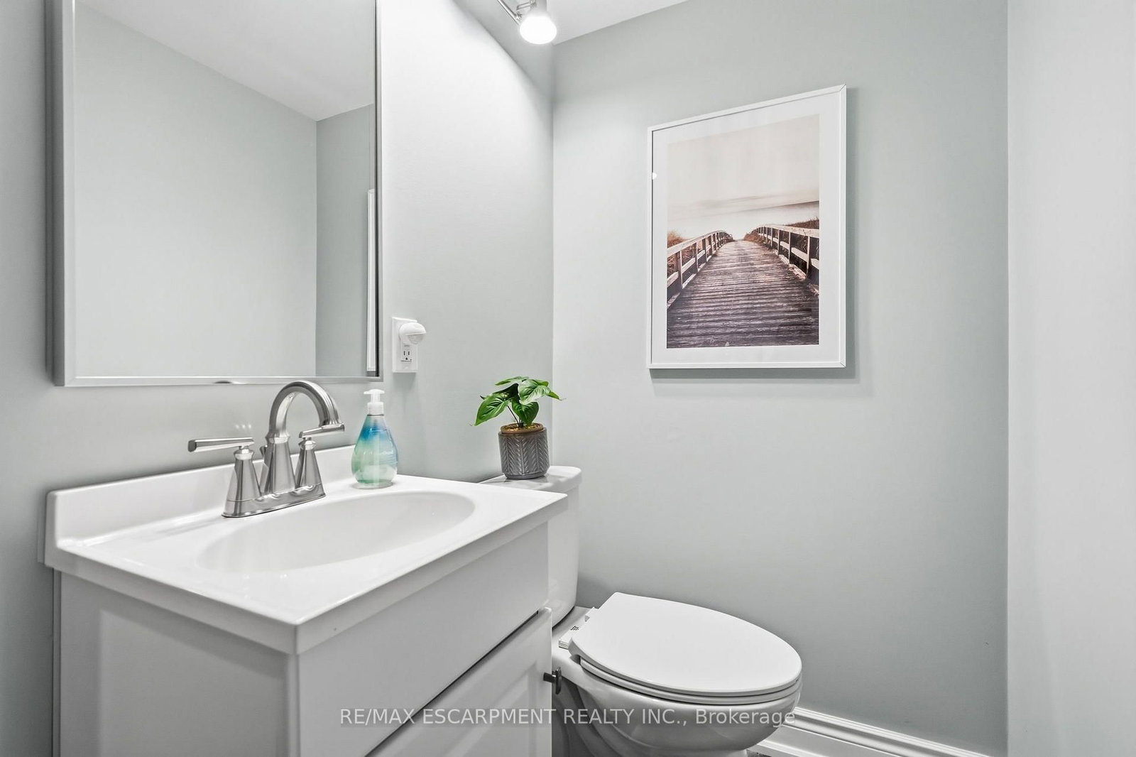 1453 Mountain Grove Avenue • Burlington, ON photo 38