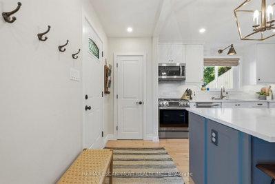 1453 Mountain Grove Avenue • Burlington, ON photo 6