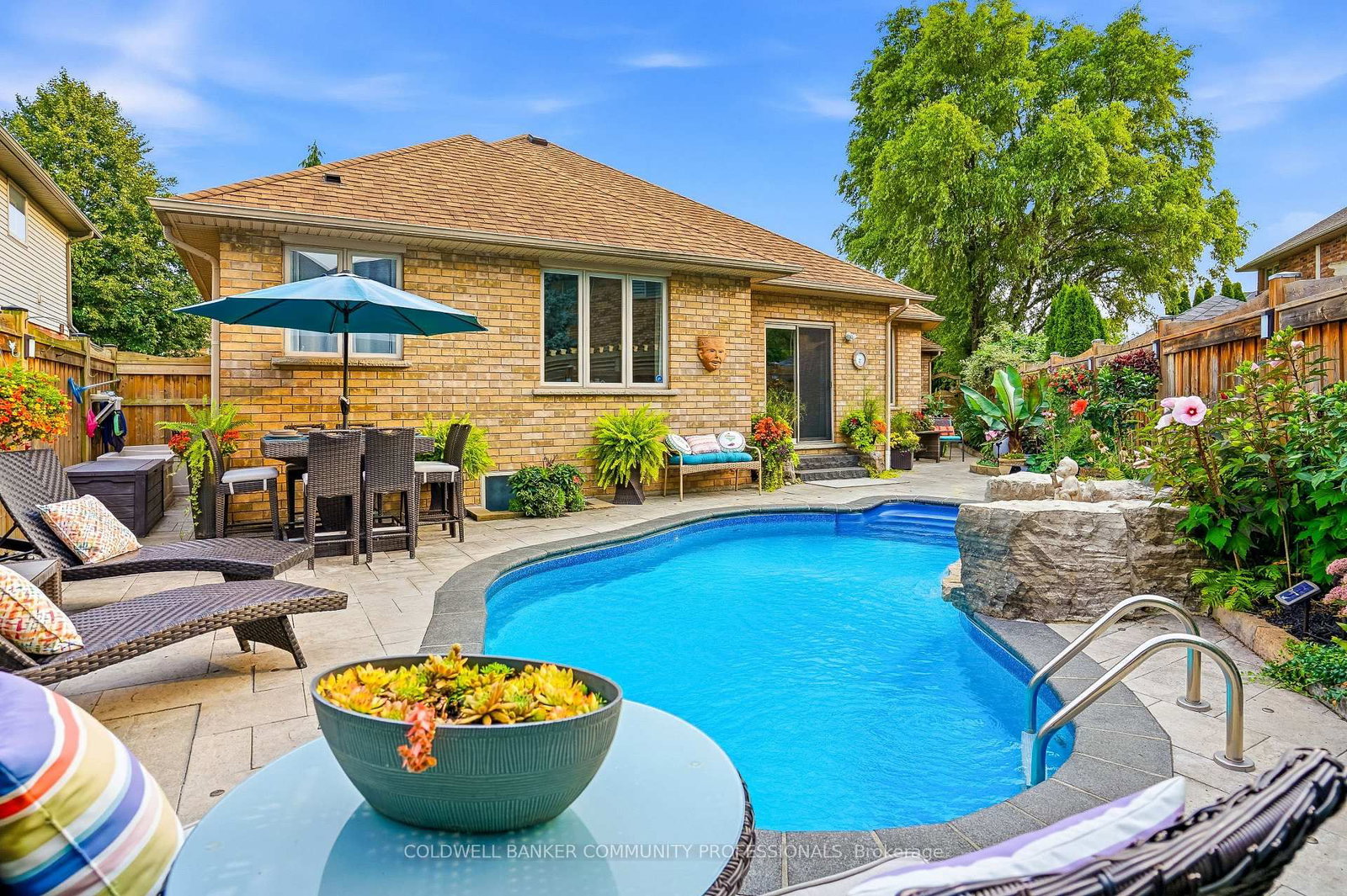517 Genista Drive • Burlington, ON photo 11
