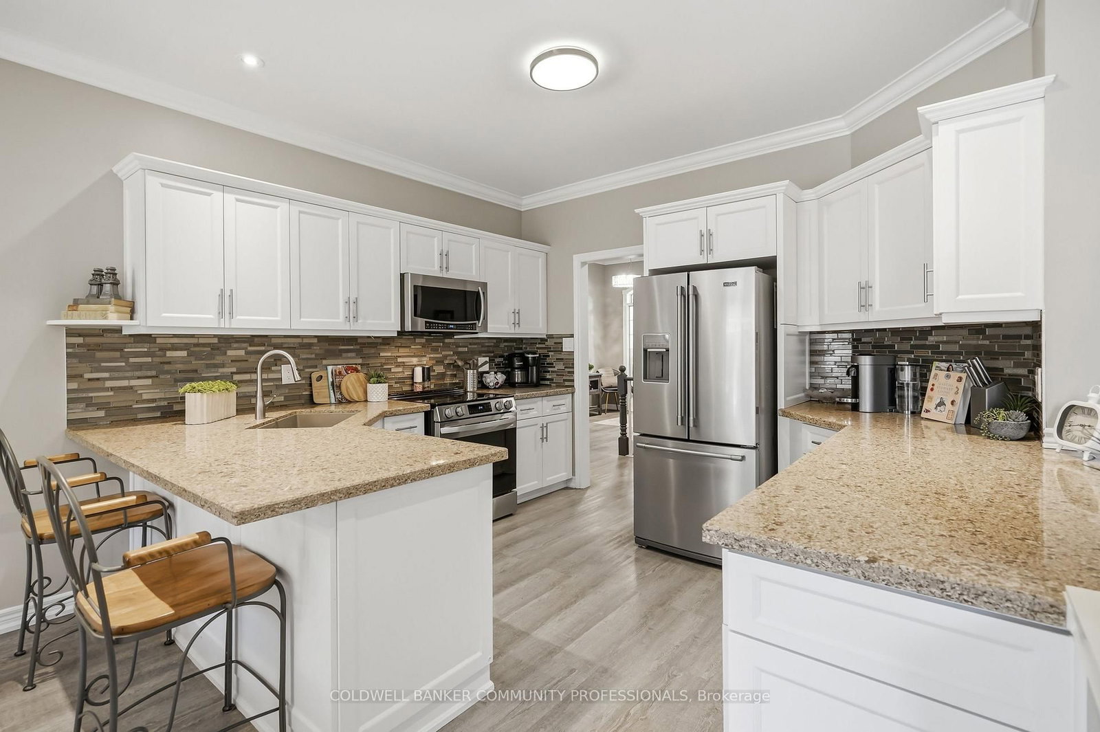 517 Genista Drive • Burlington, ON photo 18