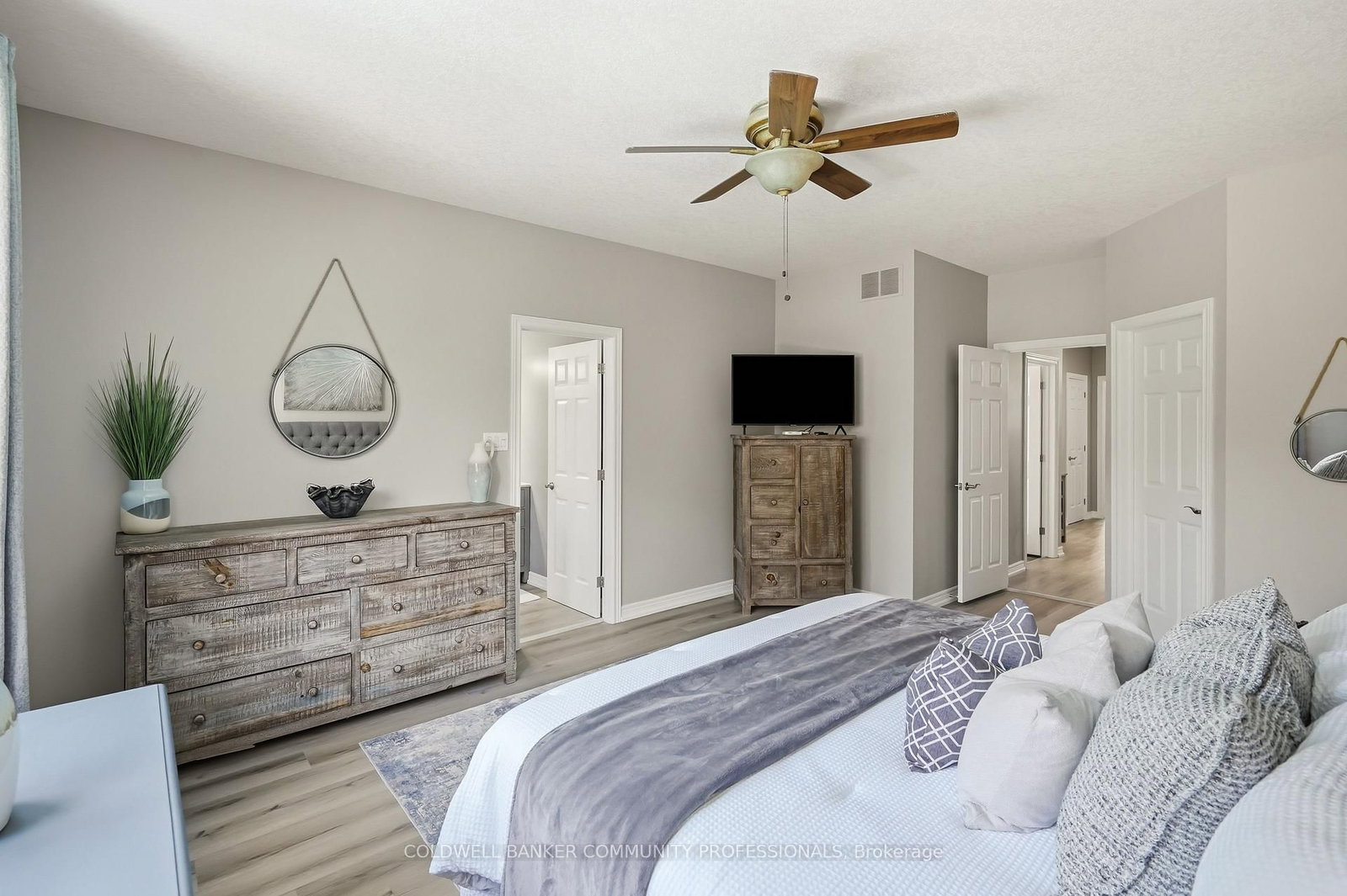 517 Genista Drive • Burlington, ON photo 24