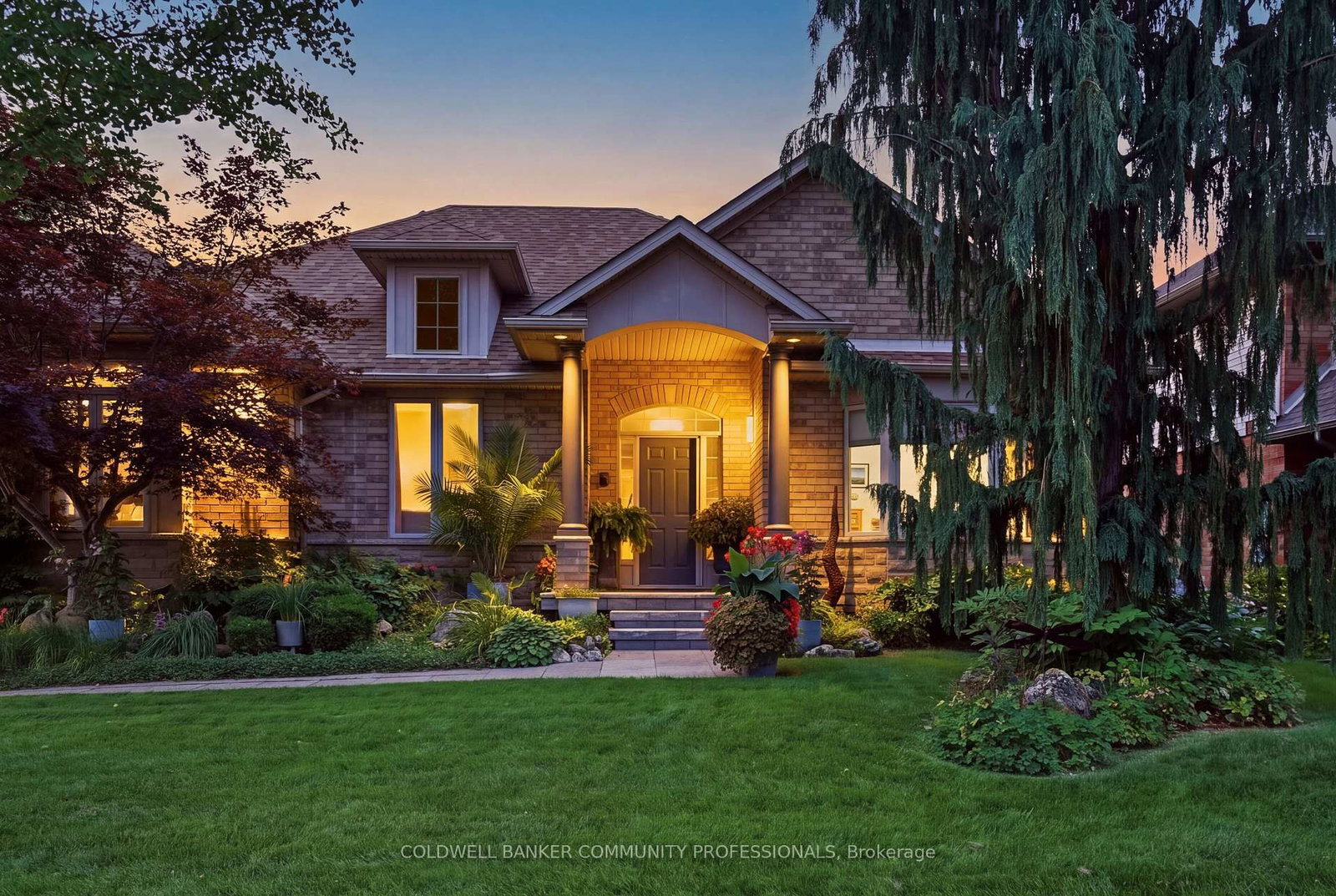 517 Genista Drive • Burlington, ON photo 6