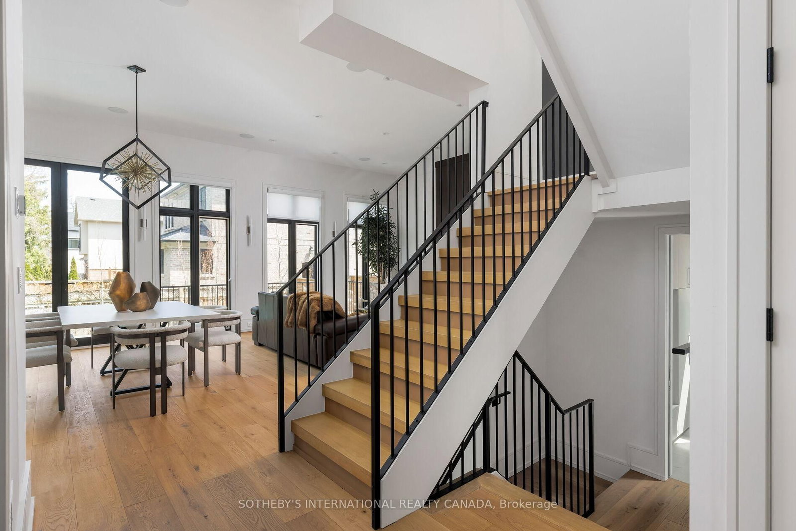 85 Kingsway Crescent • Toronto, ON photo 16