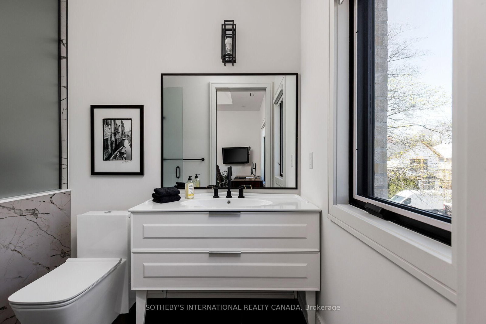 85 Kingsway Crescent • Toronto, ON photo 31