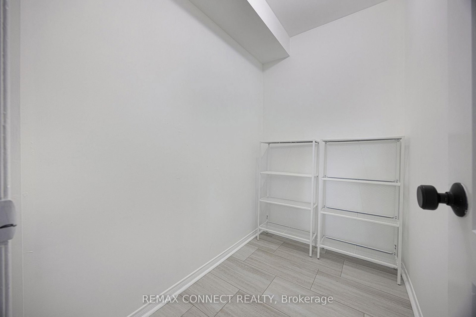 3391 Southwick Street • Mississauga, ON photo 12