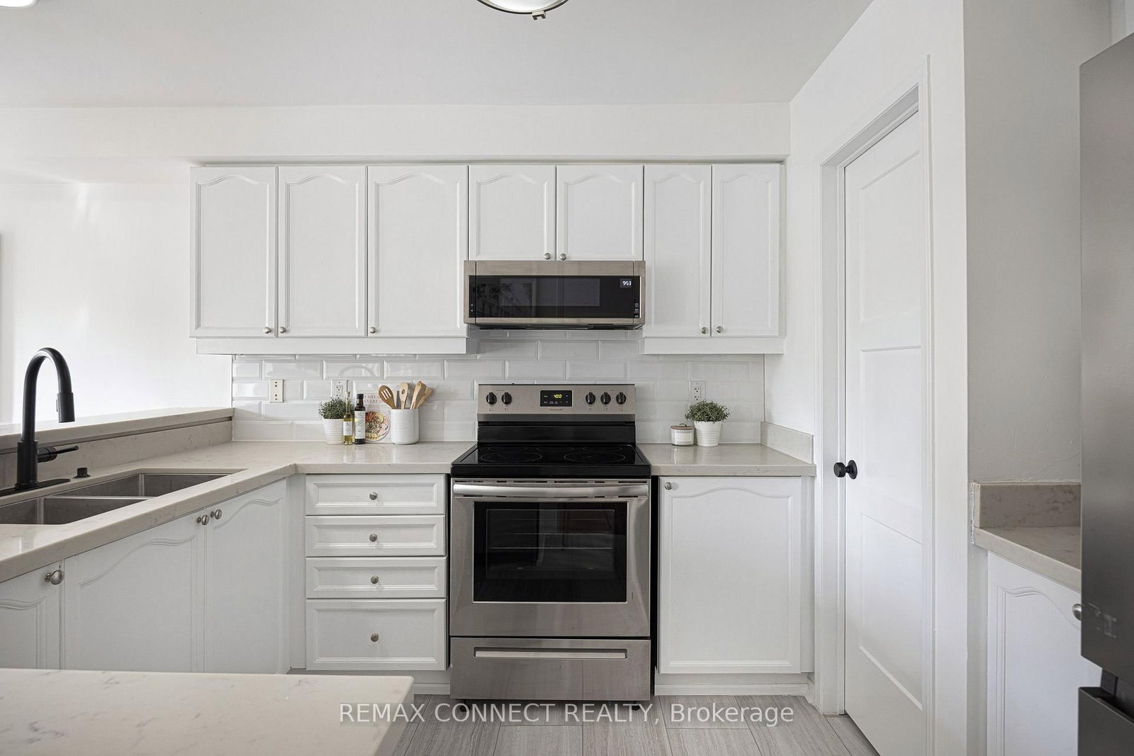 3391 Southwick Street • Mississauga, ON photo 8