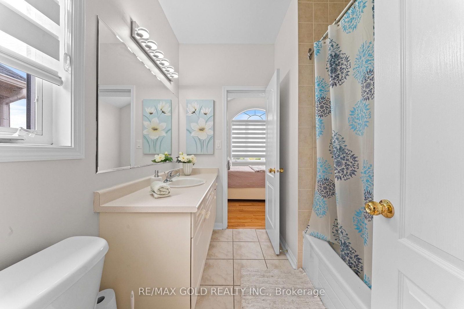 28 Bottomwood Street • Brampton, ON photo 32