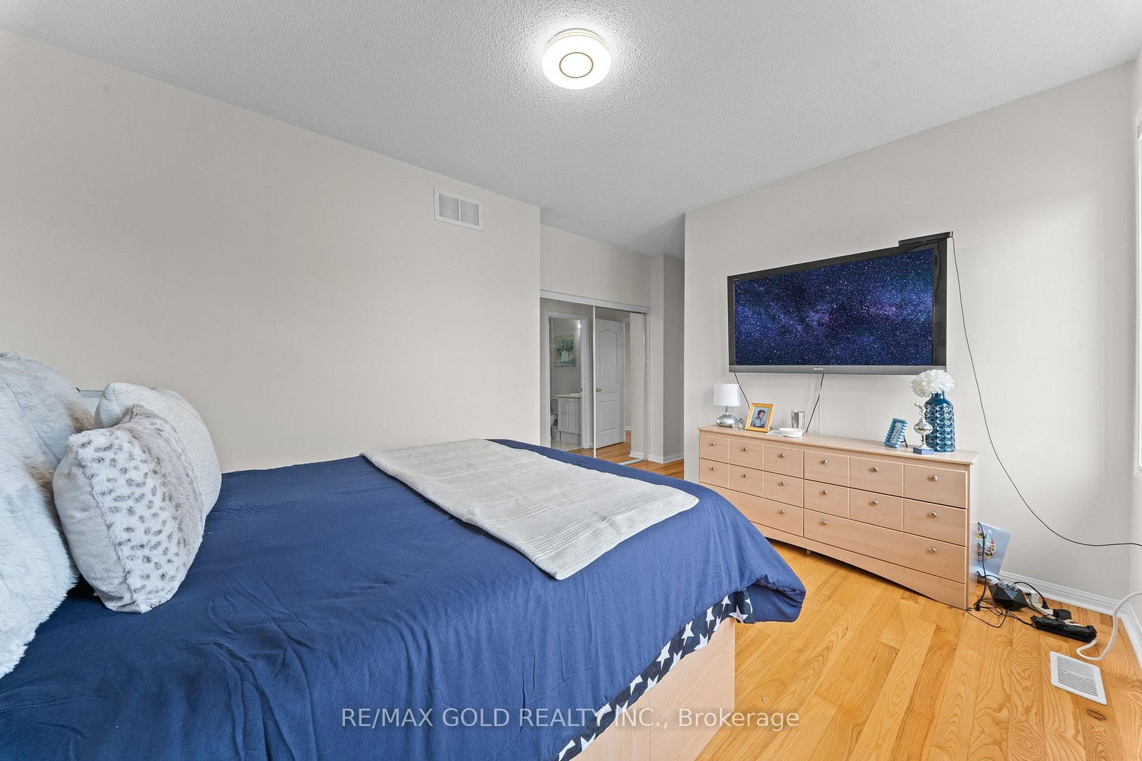 28 Bottomwood Street • Brampton, ON photo 37