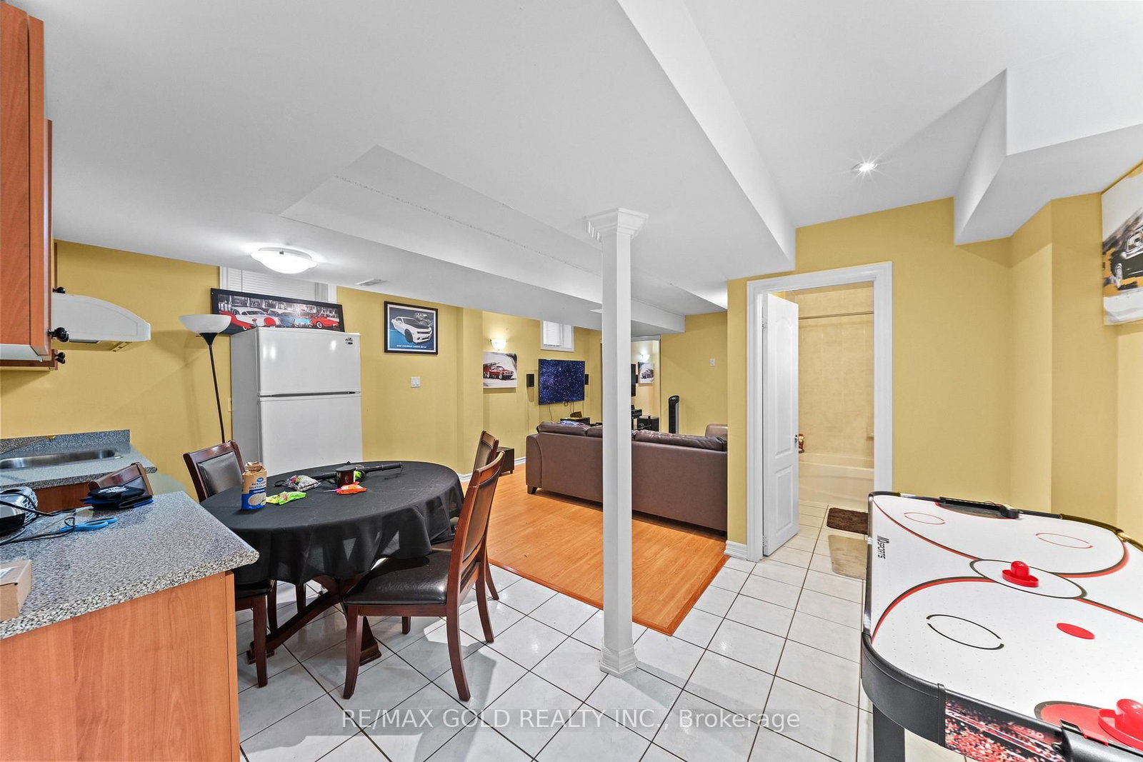 28 Bottomwood Street • Brampton, ON photo 39