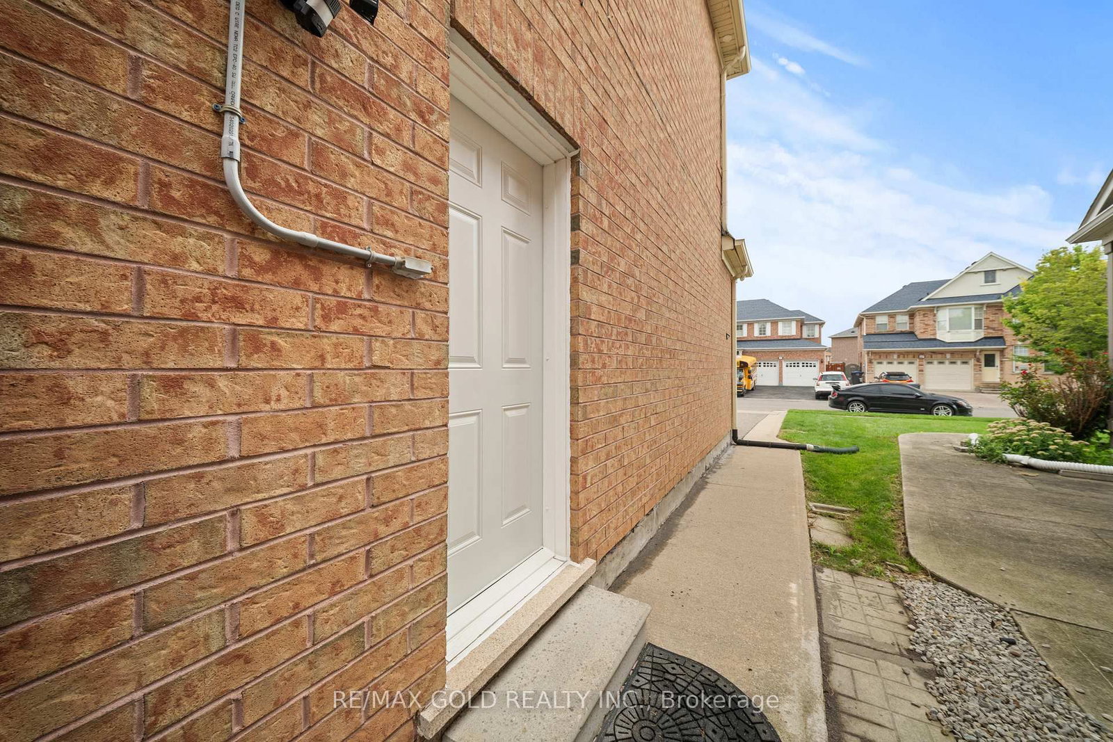 28 Bottomwood Street • Brampton, ON photo 49