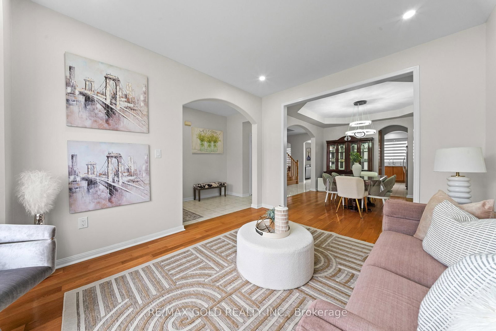 28 Bottomwood Street • Brampton, ON photo 9