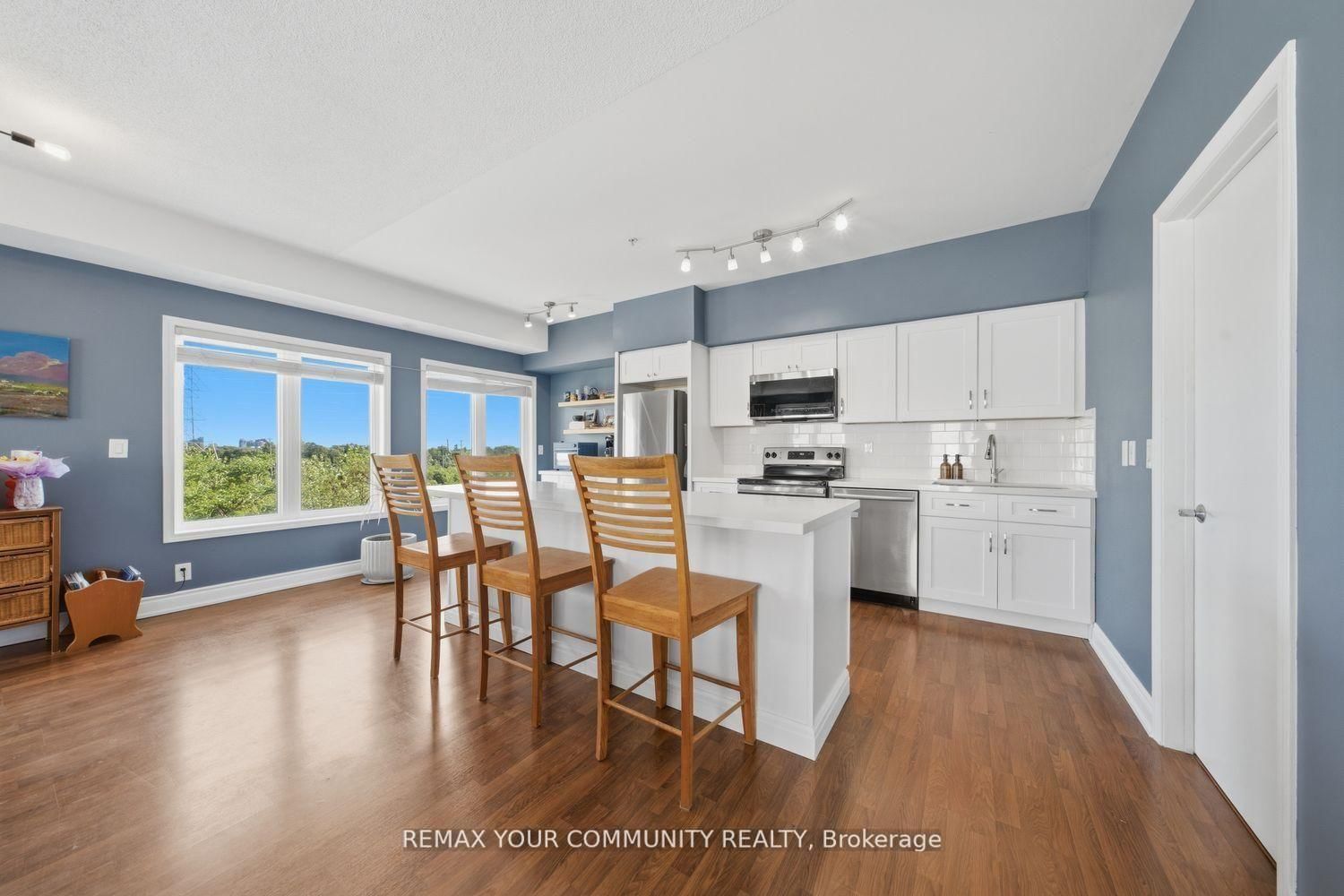 35 Richgrove Drive • ##204 • Toronto, ON photo 17