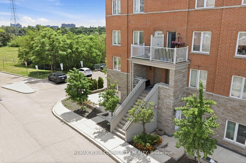 #204 - 35 Richgrove Drive