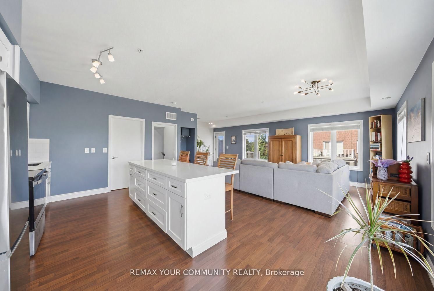 35 Richgrove Drive • ##204 • Toronto, ON photo 21