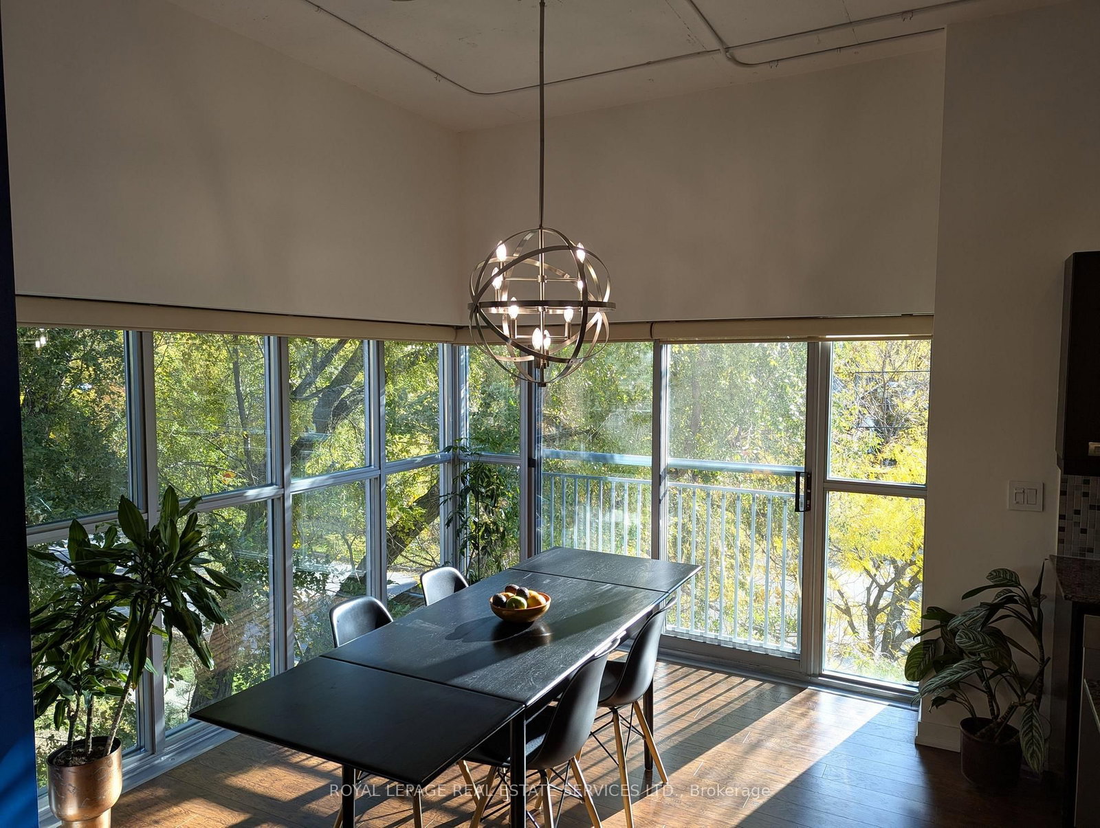 2 Fieldway • #206 • Toronto, ON photo 2