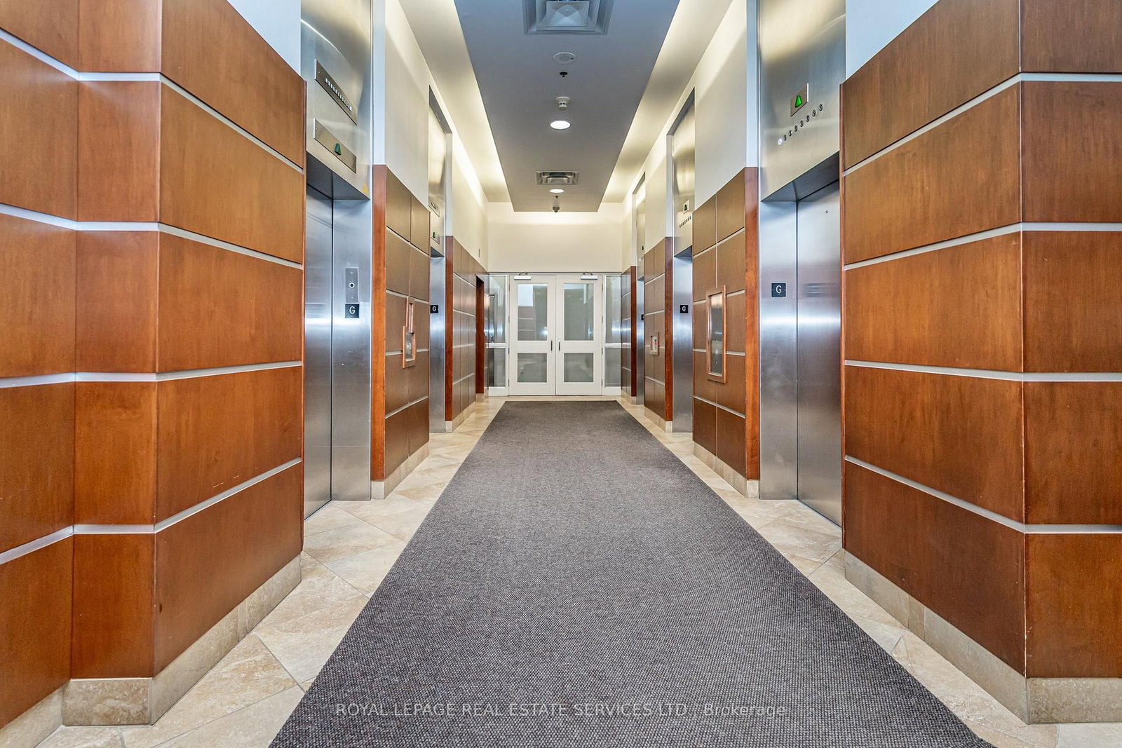 2 Fieldway • #206 • Toronto, ON photo 33