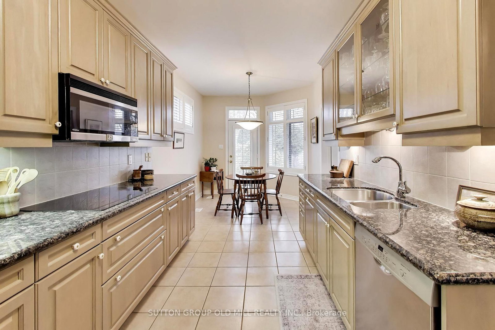 2175 Stavebank Road • #16 • Mississauga, ON photo 14