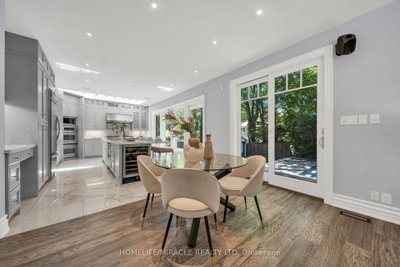 271 Oakhill Mississauga,ON L5G 2P8 — Photo 17