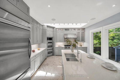 271 Oakhill Mississauga,ON L5G 2P8 — Photo 19