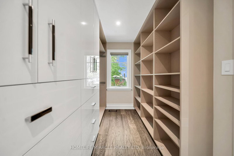 271 Oakhill Mississauga,ON L5G 2P8 — Photo 36