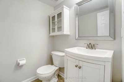 2298 Grand Oak Oakville,ON L6M 4X2 — Photo 11