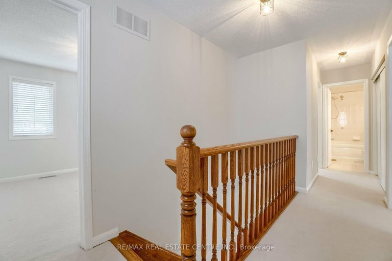 2298 Grand Oak Oakville,ON L6M 4X2 — Photo 13