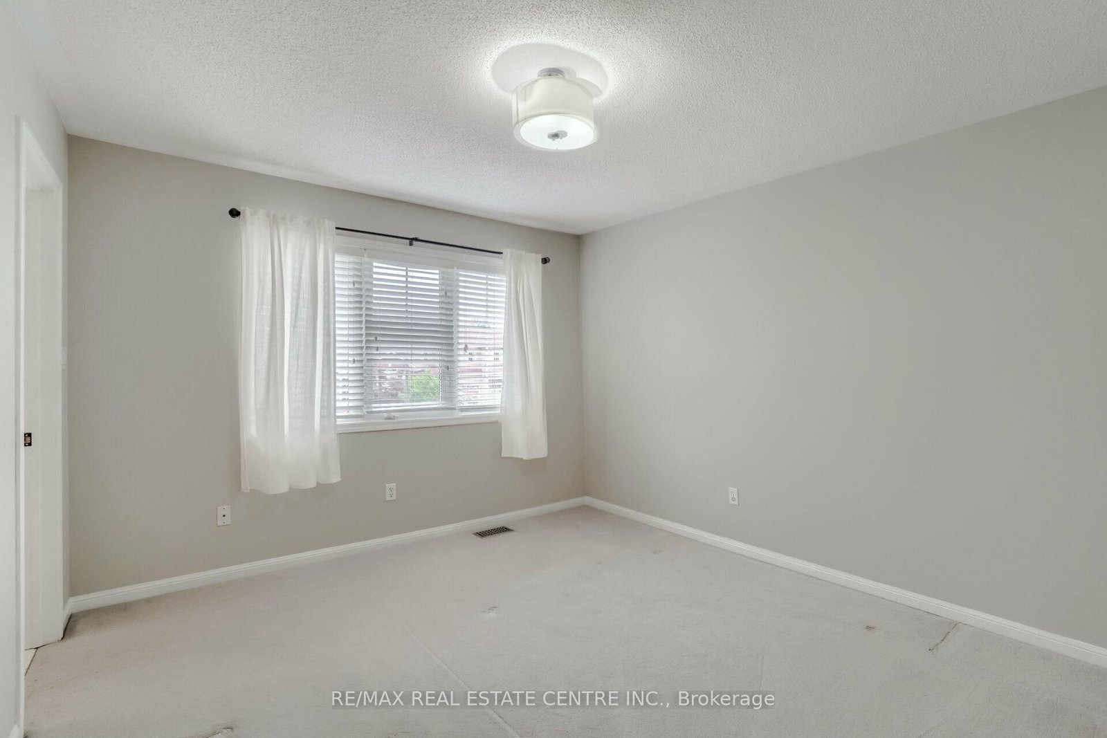 2298 Grand Oak Oakville,ON L6M 4X2 — Photo 14