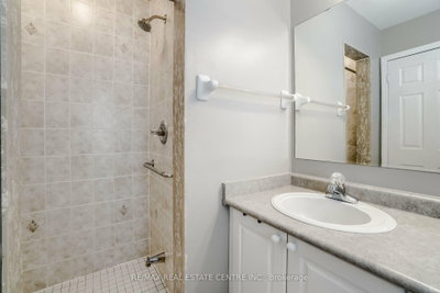 2298 Grand Oak Oakville,ON L6M 4X2 — Photo 15