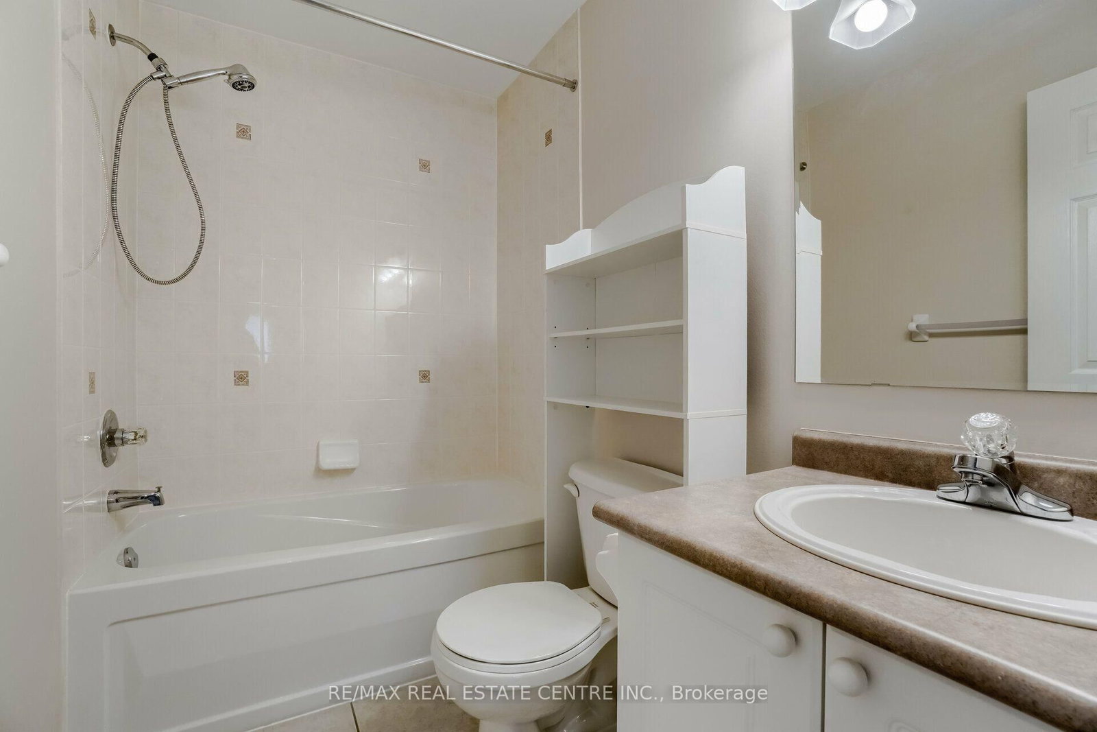 2298 Grand Oak Oakville,ON L6M 4X2 — Photo 18