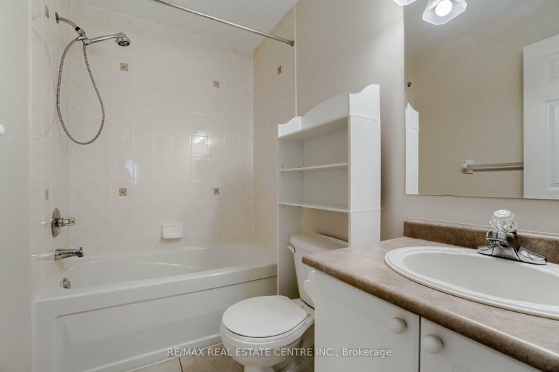 2298 Grand Oak Oakville,ON L6M 4X2 — Photo 18