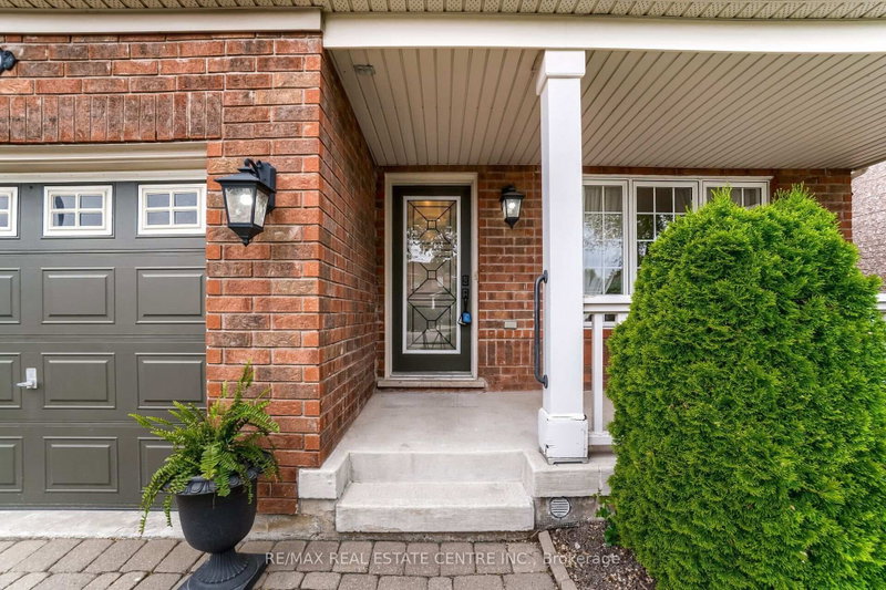 2298 Grand Oak Trail