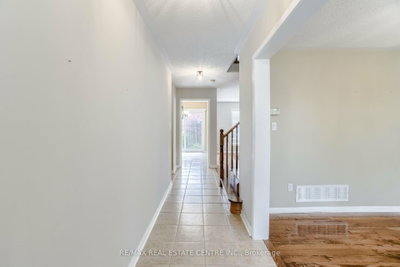 2298 Grand Oak Oakville,ON L6M 4X2 — Photo 6