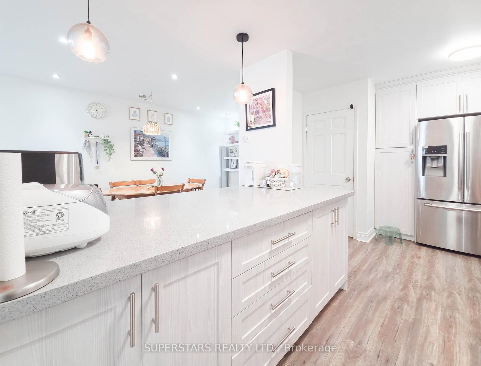 7553 Wildfern Drive • Mississauga, ON photo 5