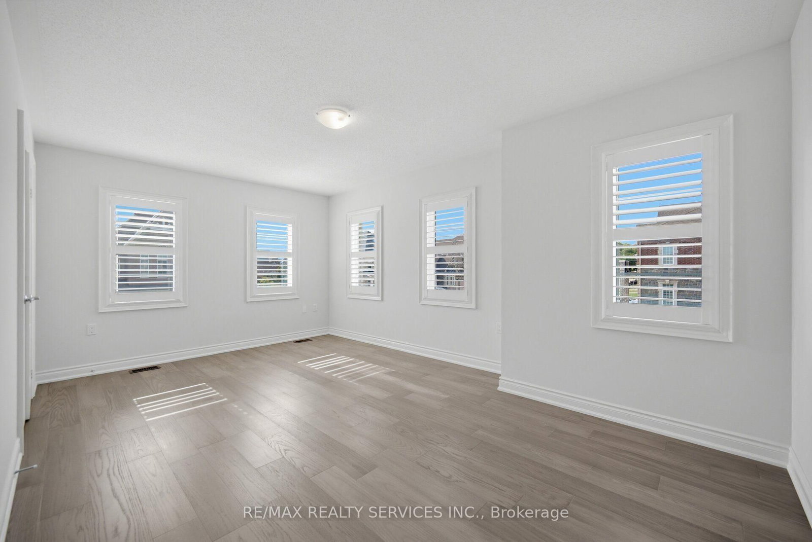 1 Breckonwood Street • Caledon, ON photo 33
