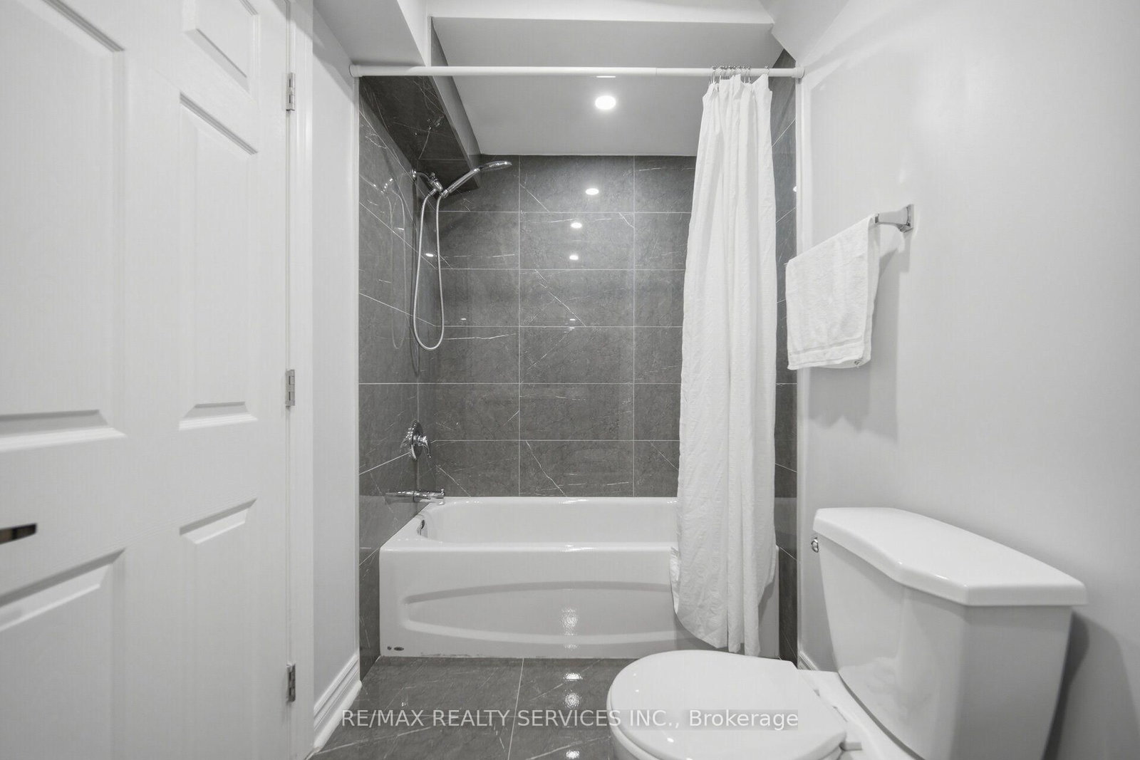 1 Breckonwood Street • Caledon, ON photo 48