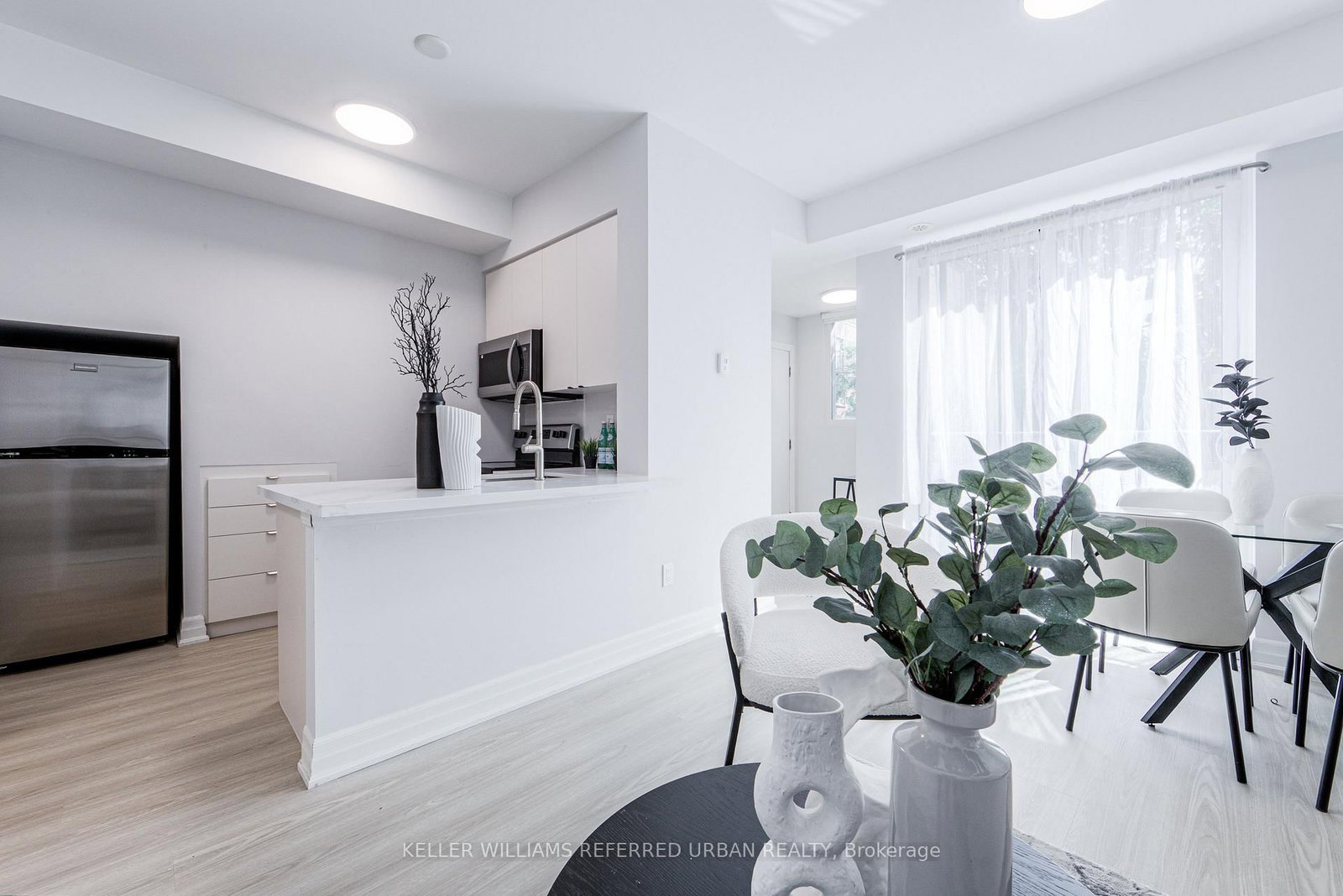 370 Wallace Avenue • #802 • Toronto, ON photo 9