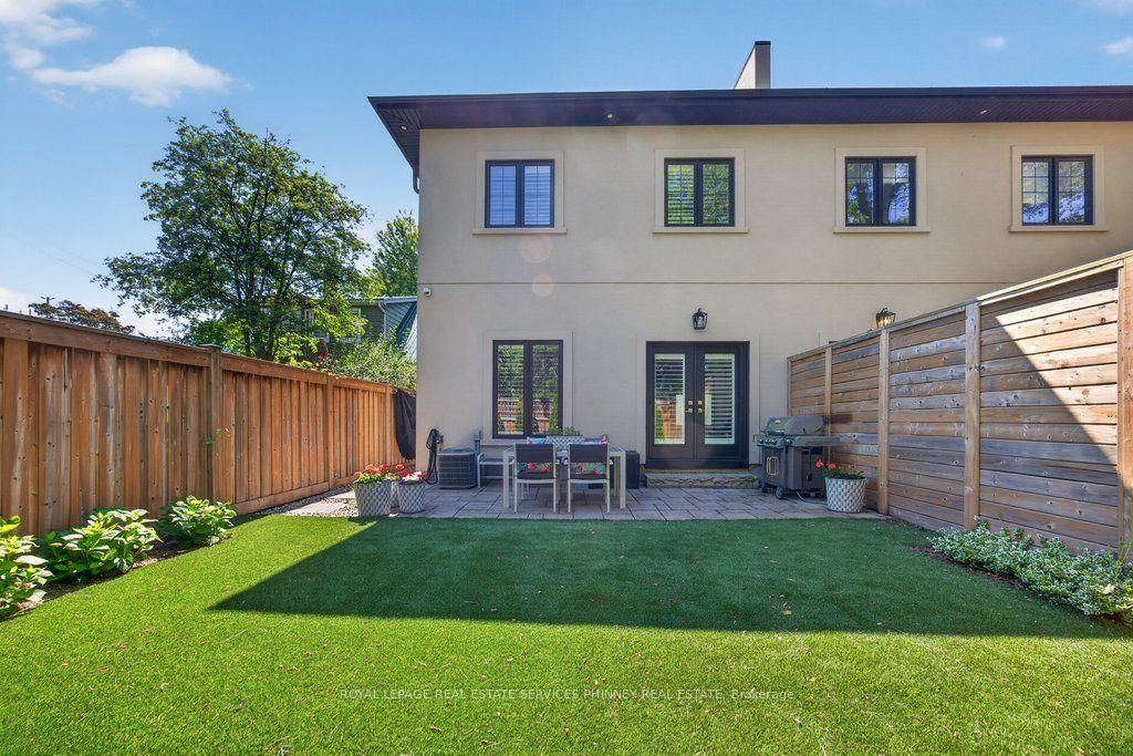 6 Iroquois Avenue • Mississauga, ON photo 30