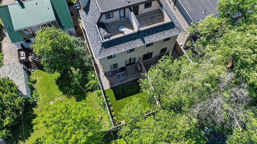 6 Iroquois Avenue • Mississauga, ON photo 34