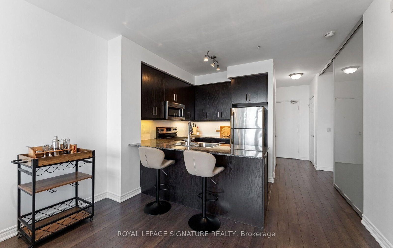 15 James Finlay Way • #1101 • Toronto, ON photo 15