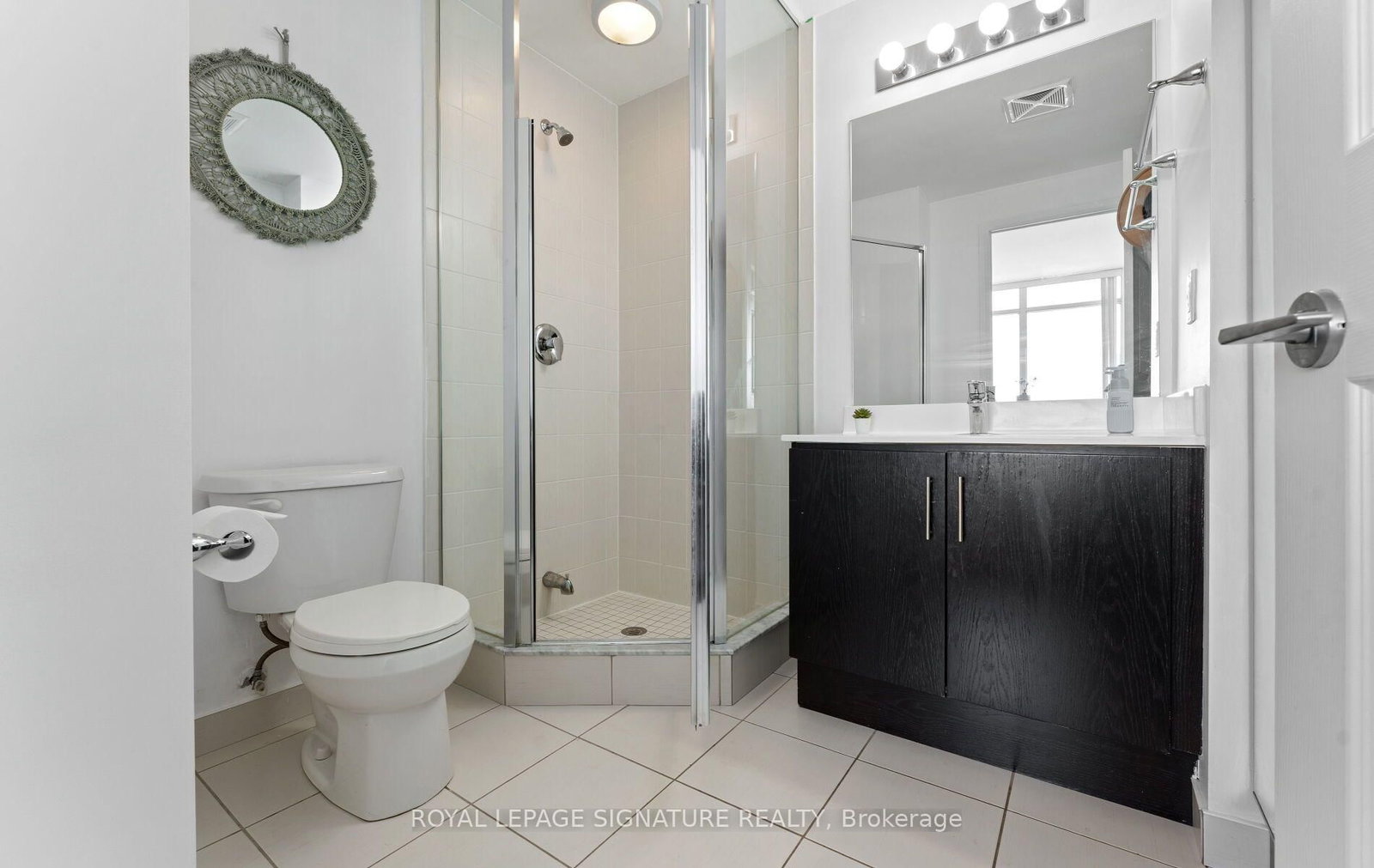 15 James Finlay Way • #1101 • Toronto, ON photo 21