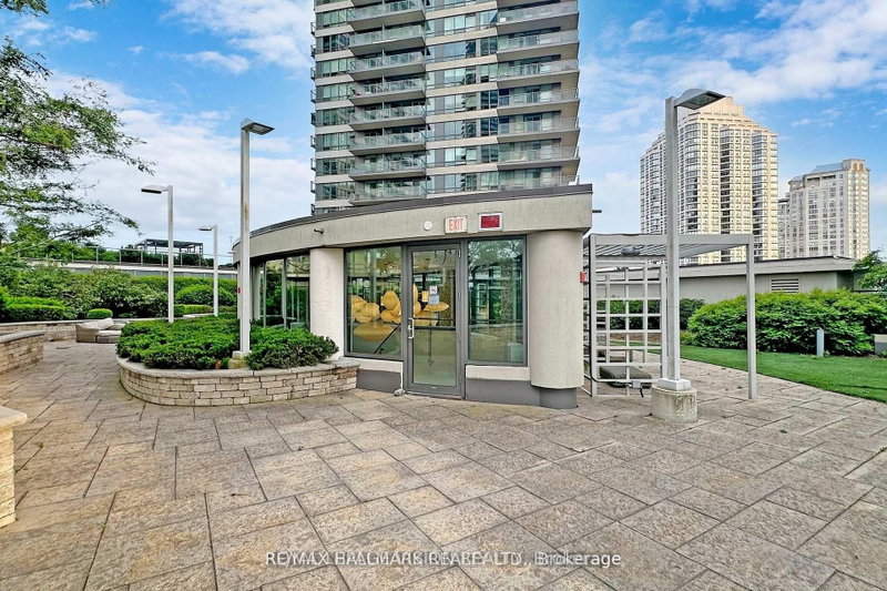 2907 - 2240 Lake Shore Boulevard W