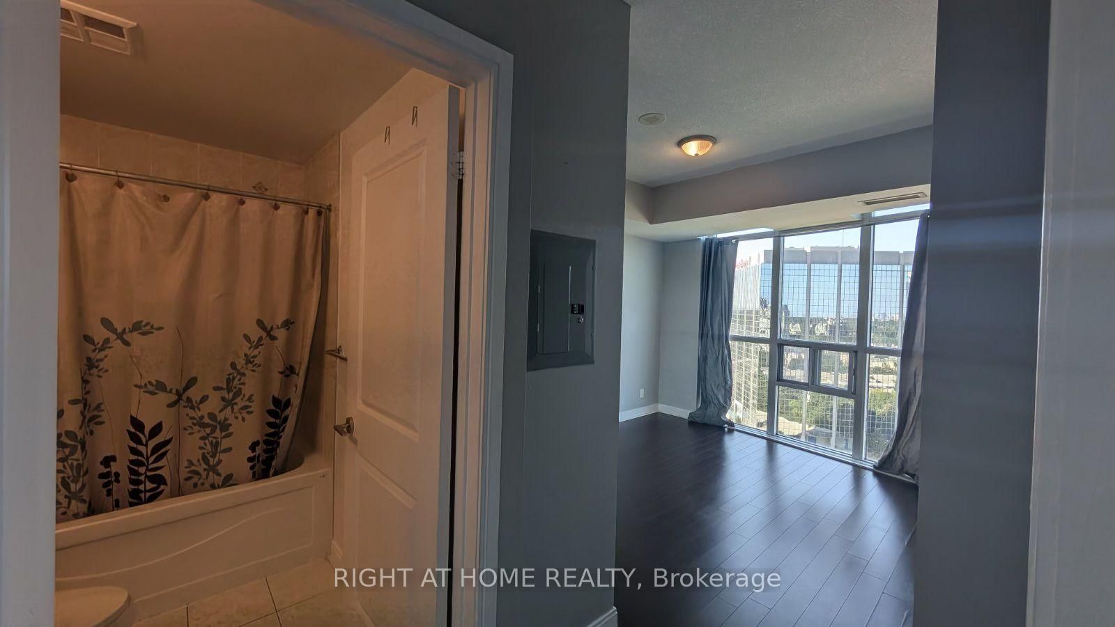 1710-80 Absolute Ave, Mississauga, view 11