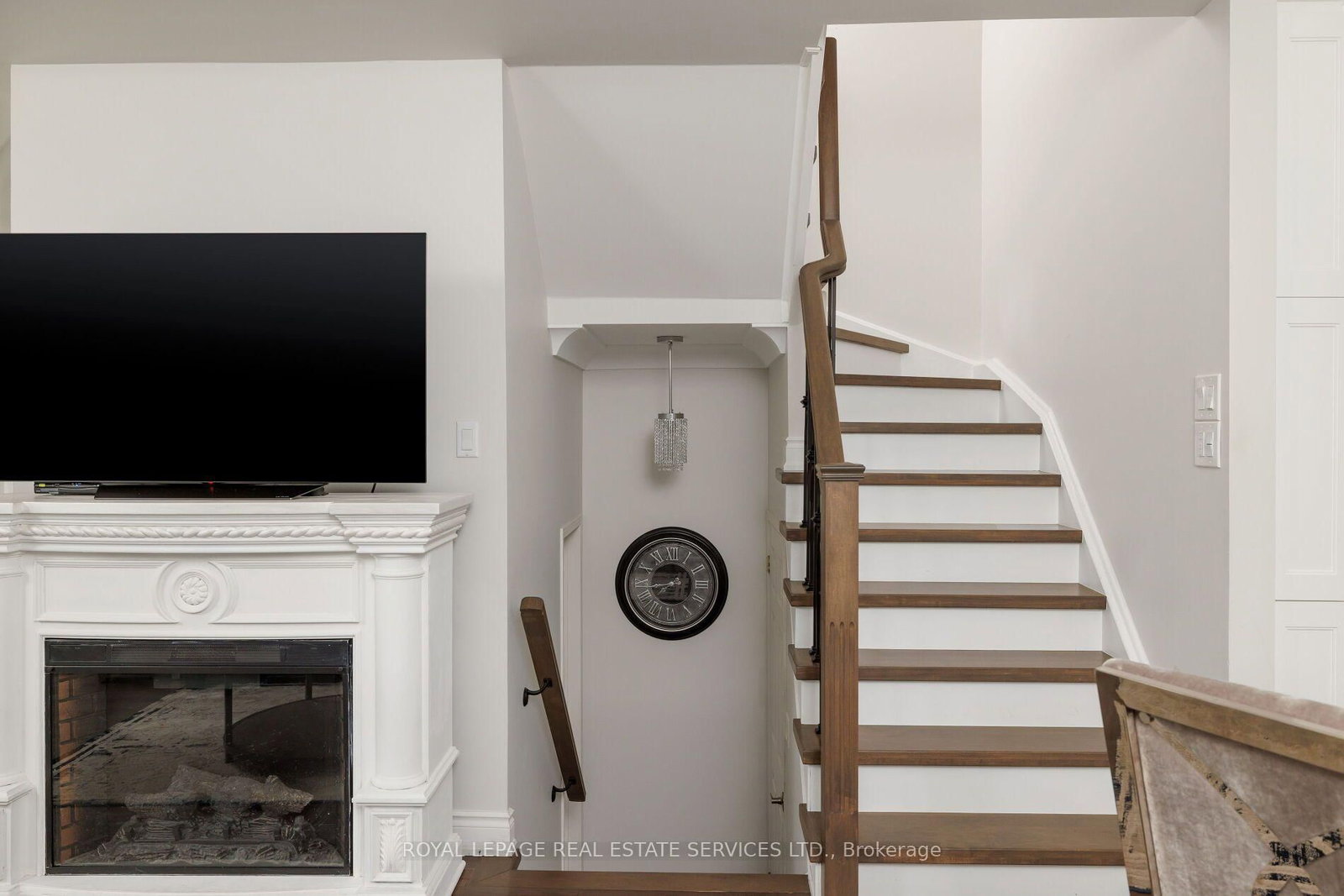 184 Gatwick Drive • Oakville, ON photo 14