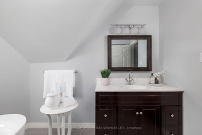 184 Gatwick Oakville,ON L6H 6N1 — Photo 24