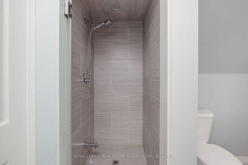 184 Gatwick Oakville,ON L6H 6N1 — Photo 25