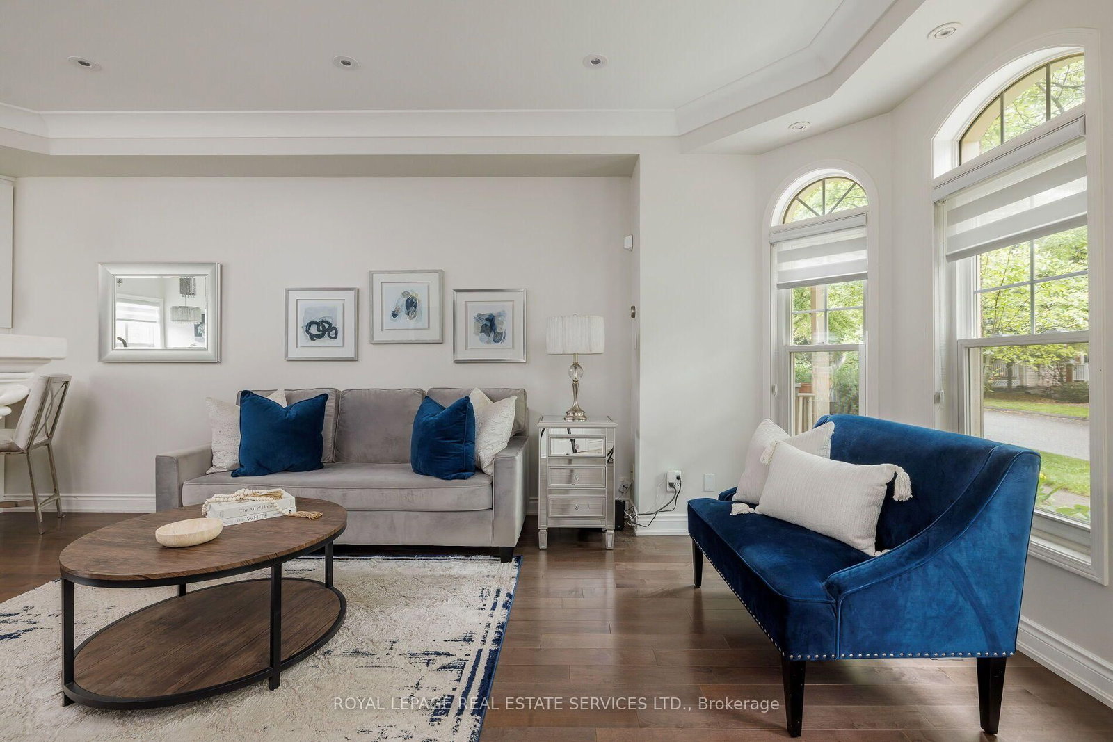 184 Gatwick Drive • Oakville, ON photo 3