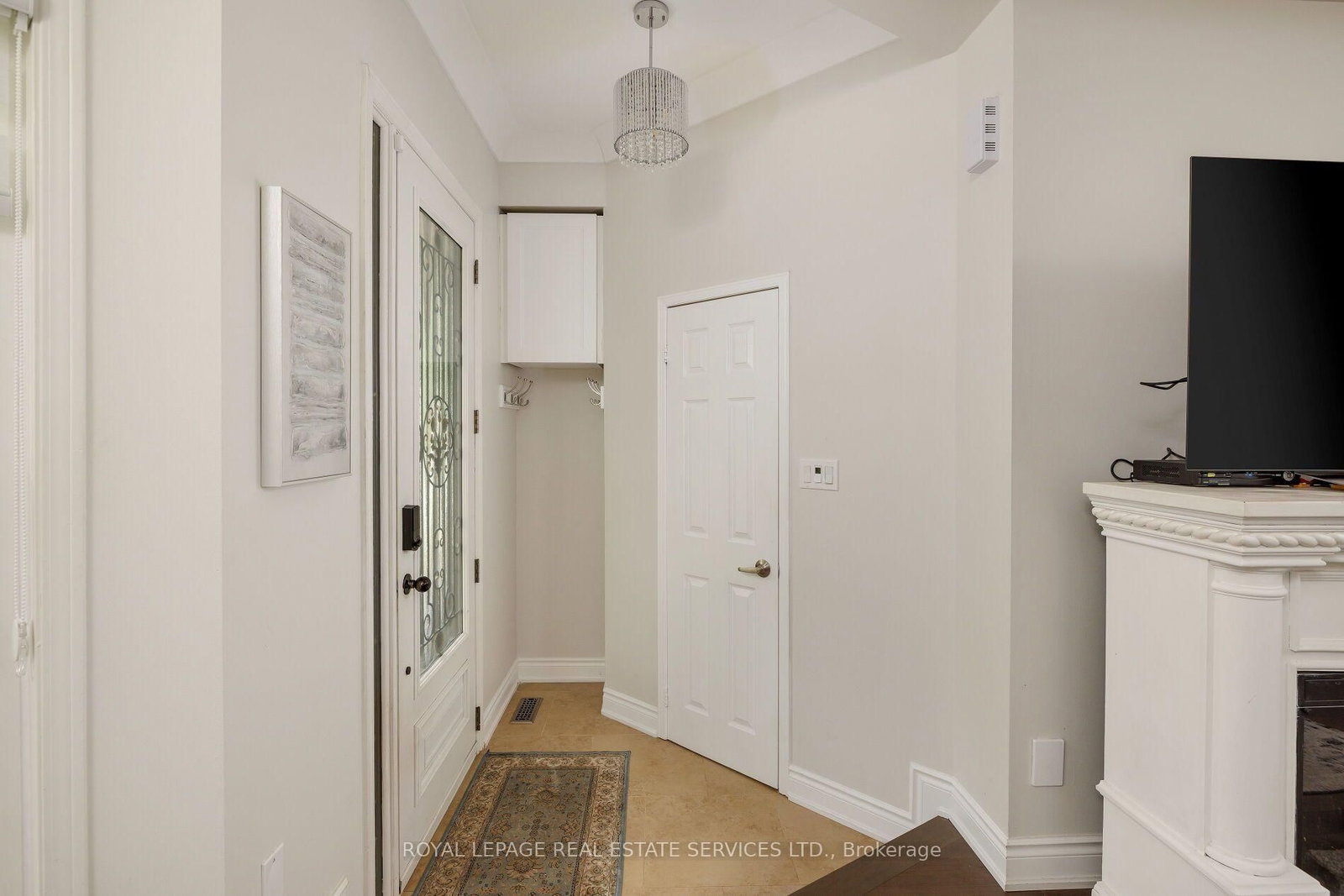 184 Gatwick Drive • Oakville, ON photo 5