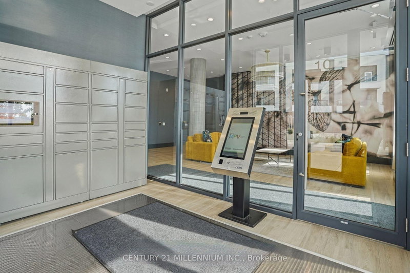 607 - 10 Lagerfeld Drive