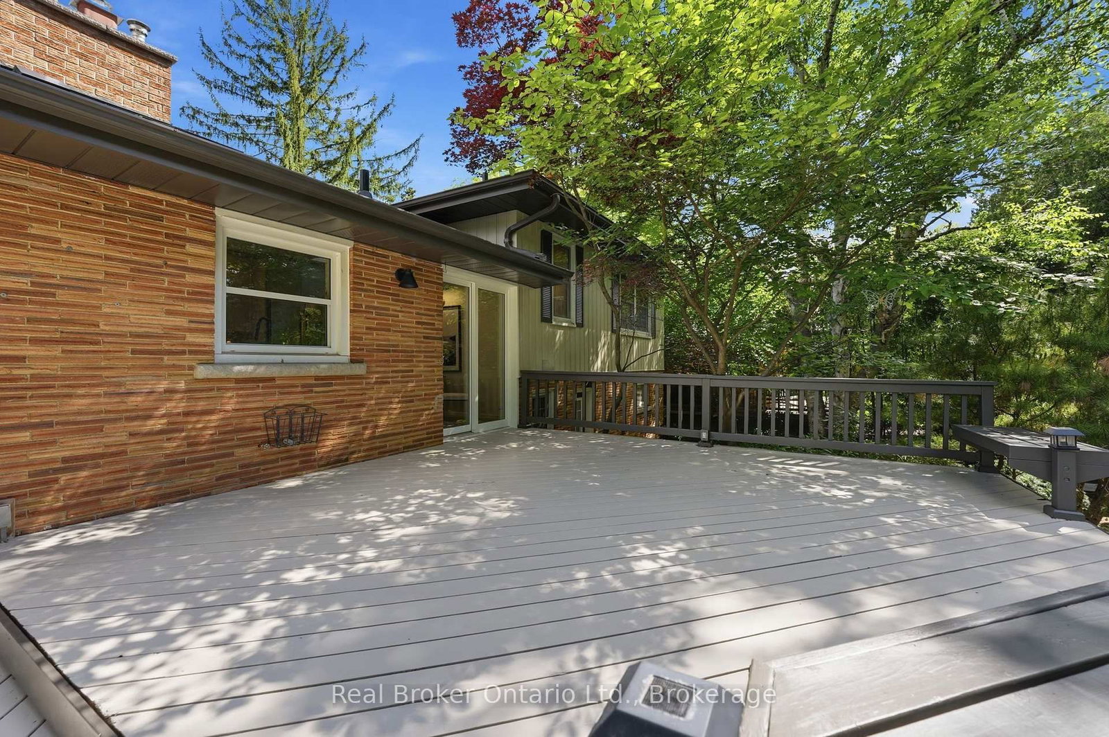 571 Leonard Court • Burlington, ON photo 39